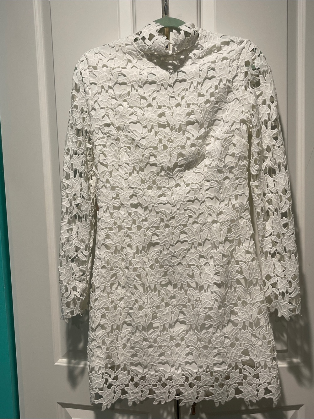 NWT White Lace Long-Sleeve Wedding Dress